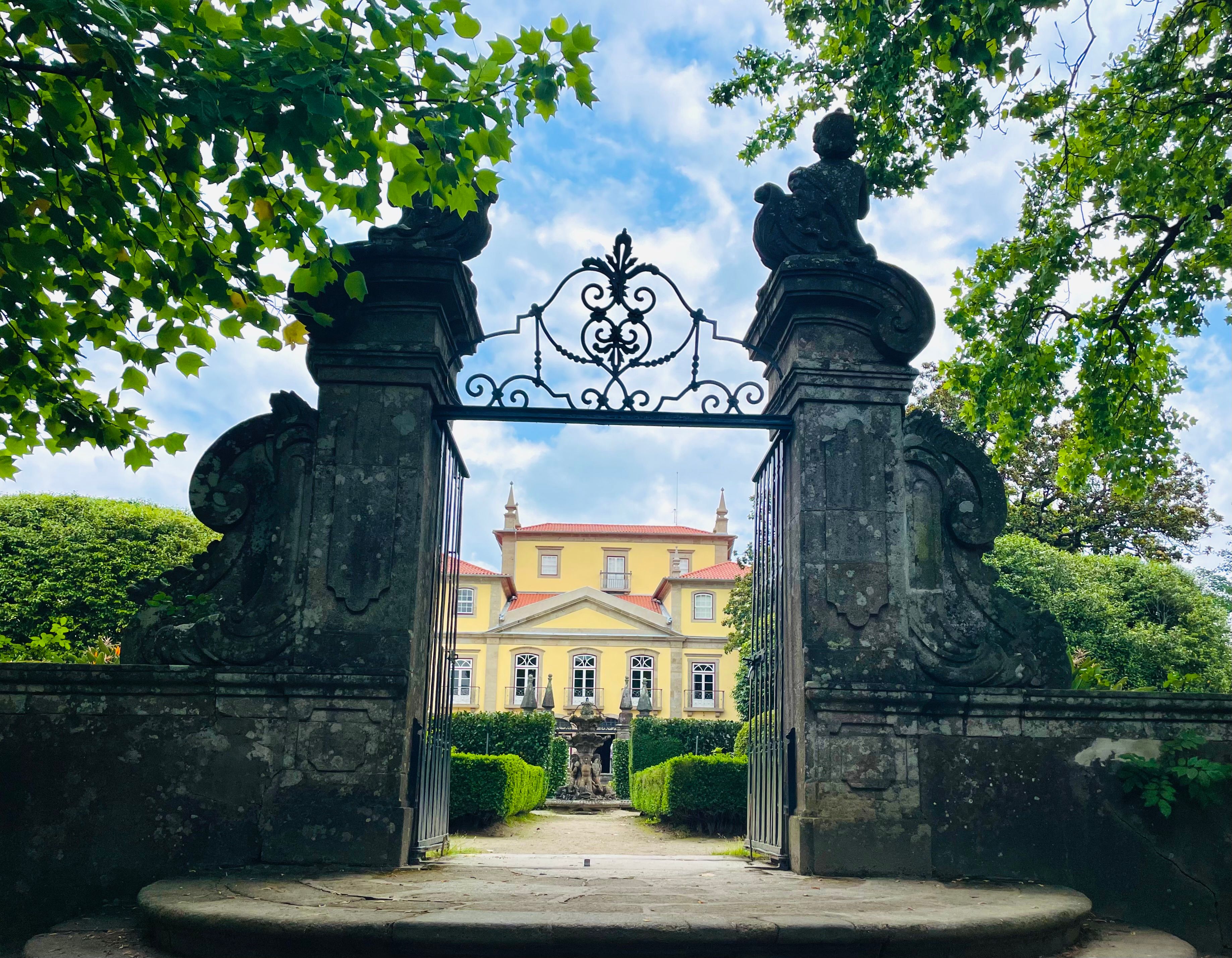 fachada poente e portão jardim.jpeg